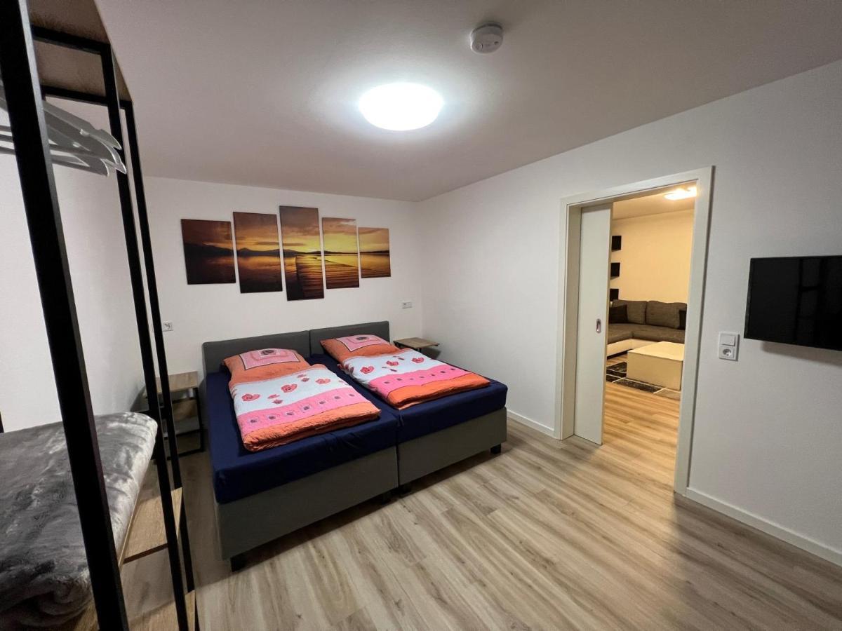אוברנבורג אם מיין Ferienwohnung Raiffeisenstrasse -Gross- מראה חיצוני תמונה